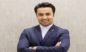 علیرضا عاجزی